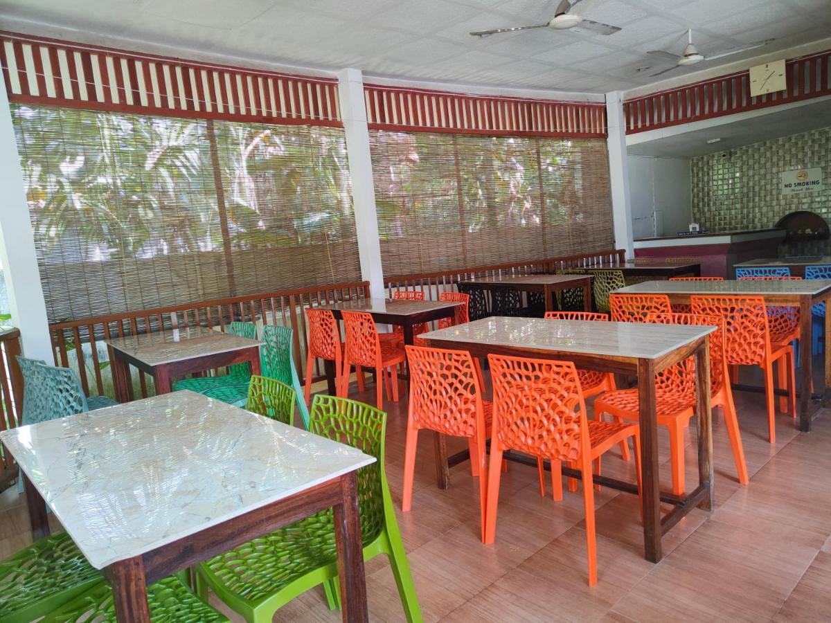Hotel Highness Sea Rock Sitapur Ngoại thất bức ảnh